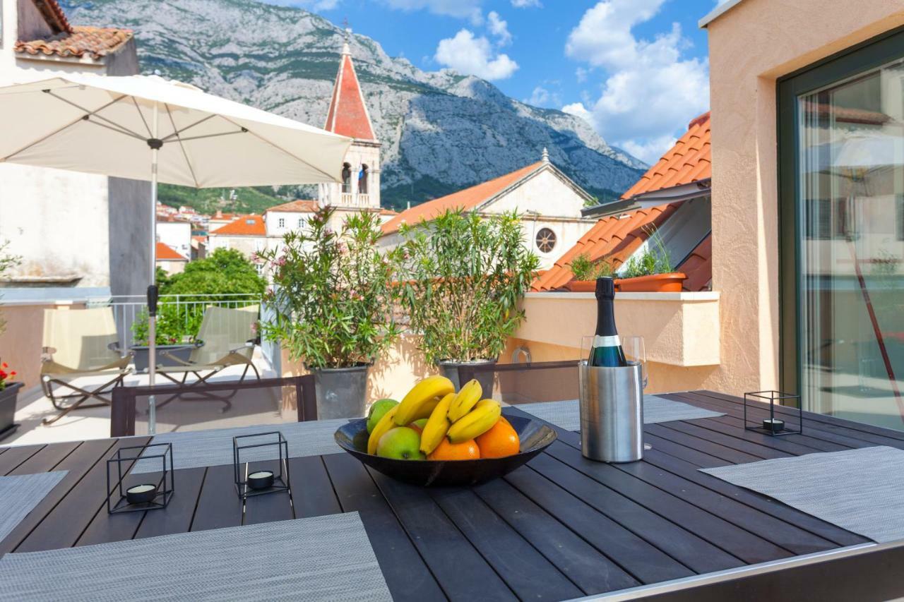 The Square Makarska, Lux App In The Heart Of The City Екстериор снимка