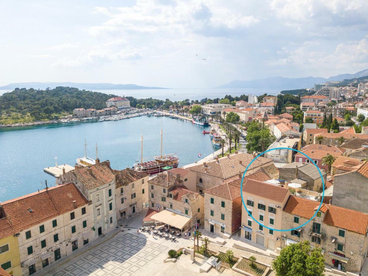 The Square Makarska, Lux App In The Heart Of The City Екстериор снимка