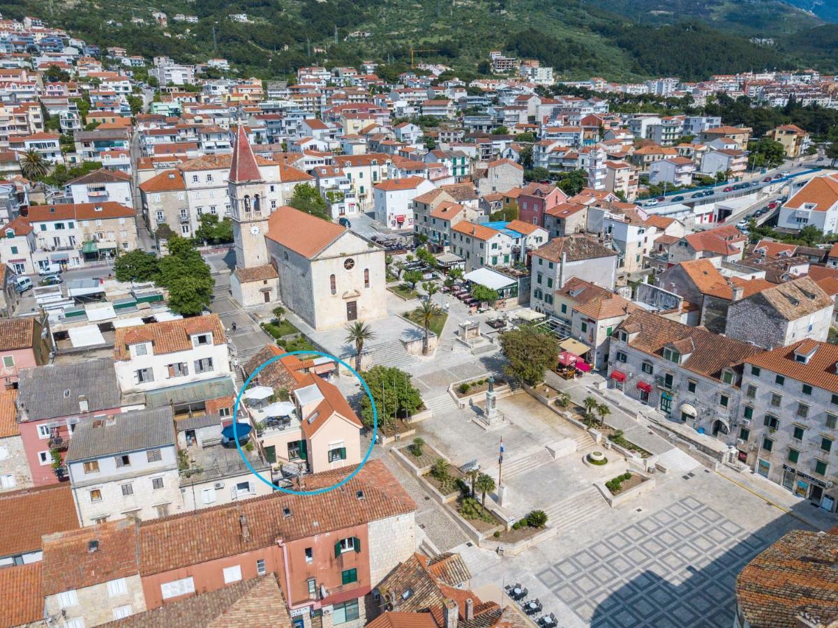 The Square Makarska, Lux App In The Heart Of The City Екстериор снимка