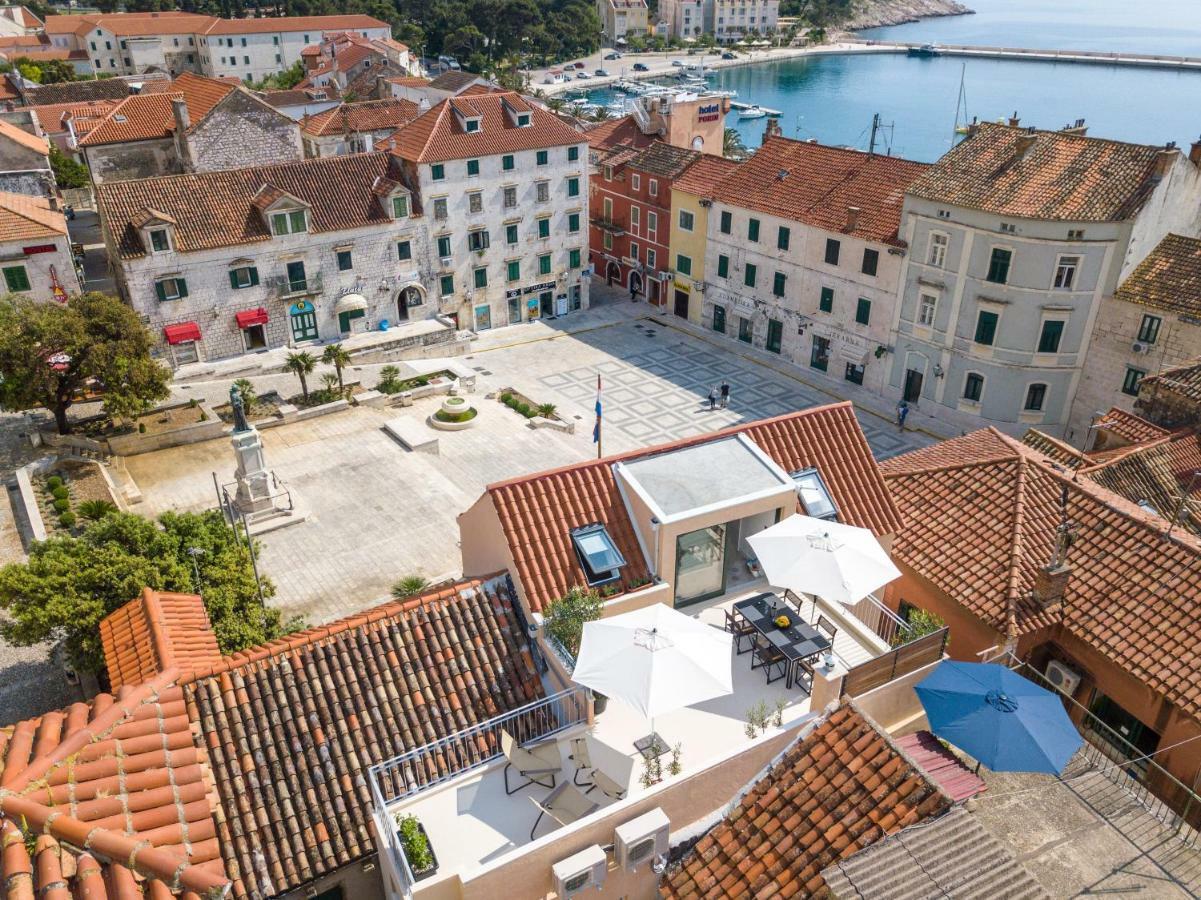 The Square Makarska, Lux App In The Heart Of The City Екстериор снимка